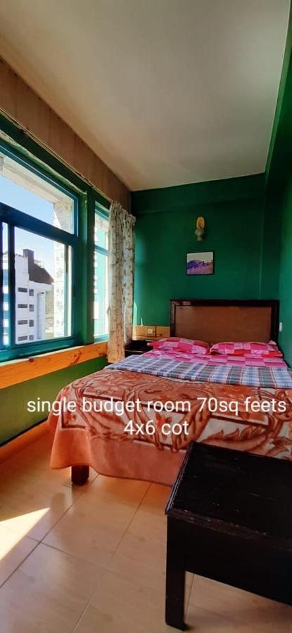 Greenview Holiday Inn 蒙纳 外观 照片
