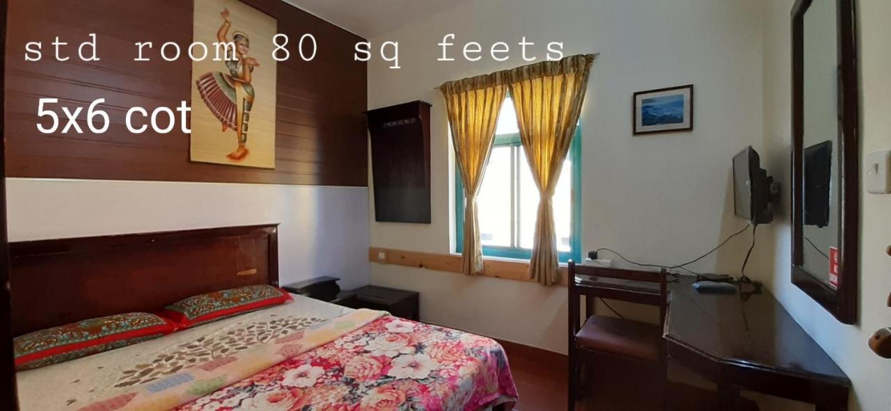 Greenview Holiday Inn 蒙纳 外观 照片