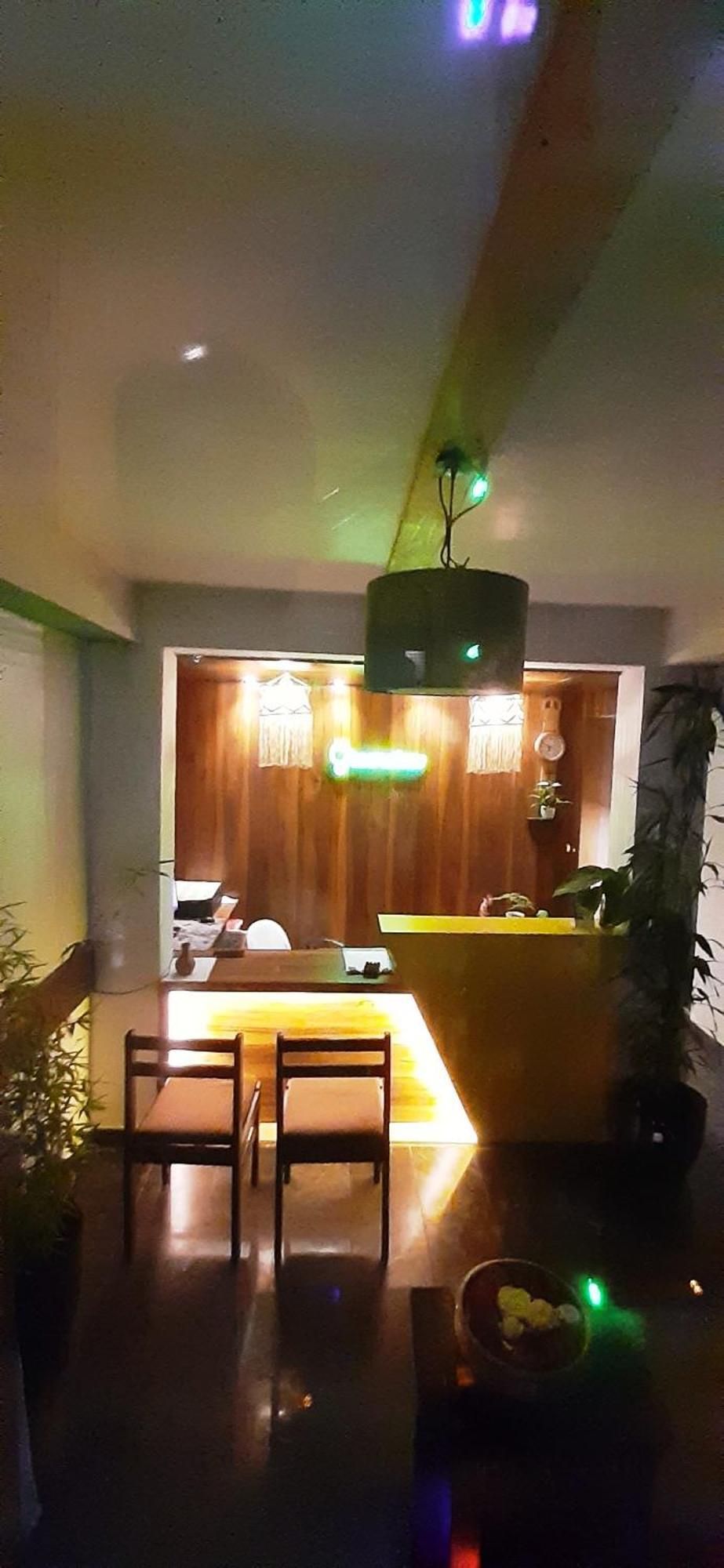 Greenview Holiday Inn 蒙纳 外观 照片