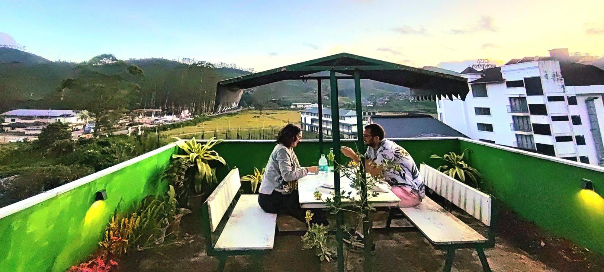 Greenview Holiday Inn 蒙纳 外观 照片