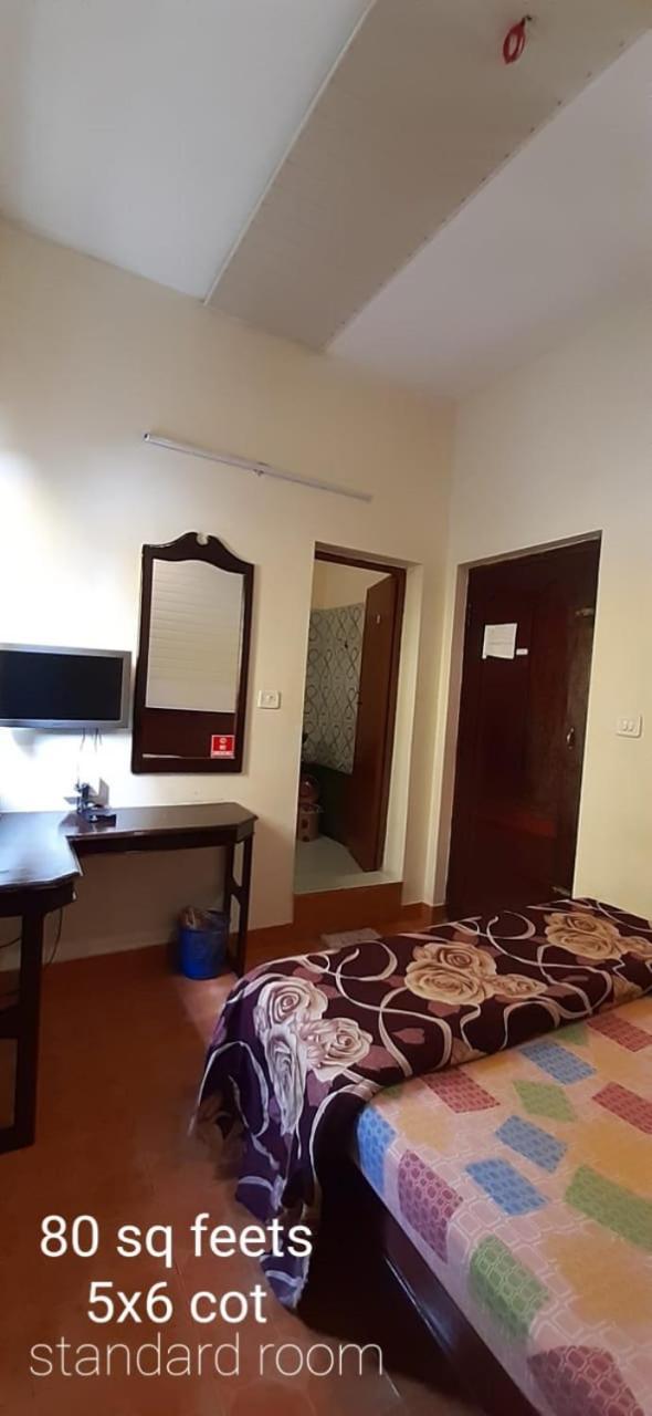 Greenview Holiday Inn 蒙纳 外观 照片