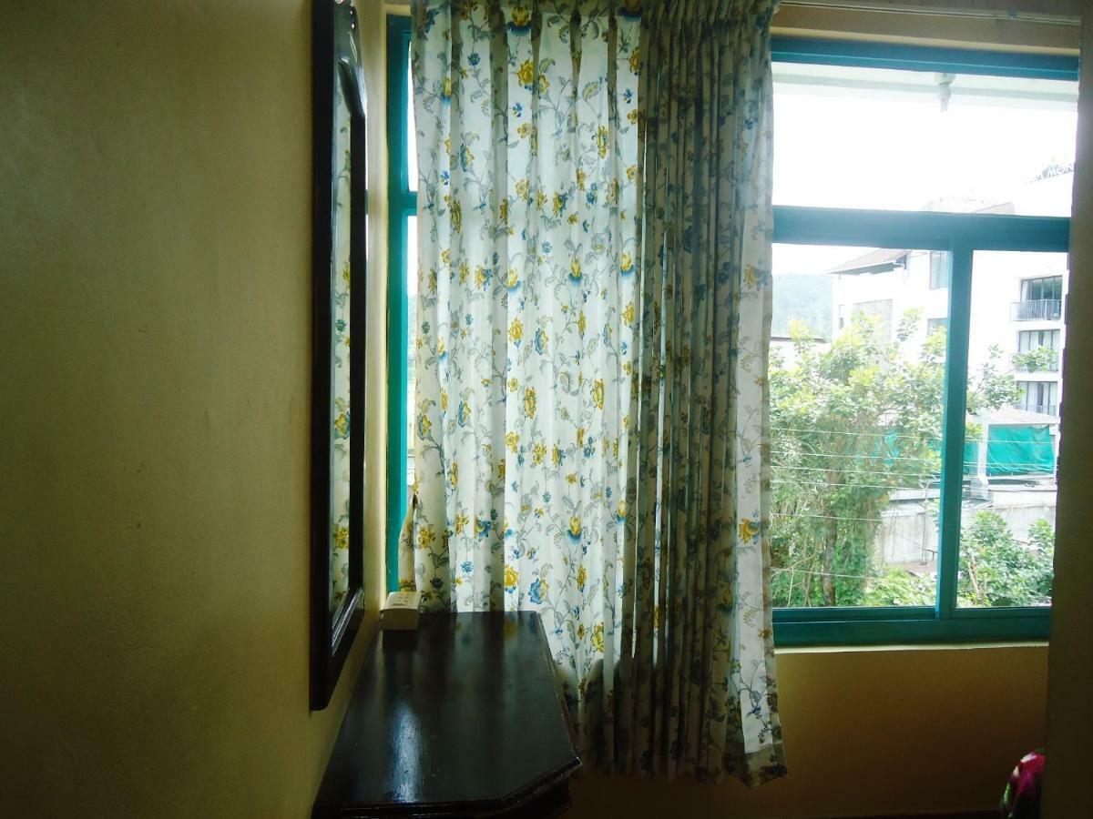 Greenview Holiday Inn 蒙纳 外观 照片